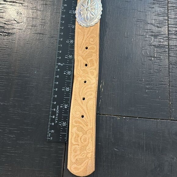 Embossed Western Cowgirl Cabochon Heavy Duty Leather USA Medium Rodeo Festival‍‍ - Picture 8 of 9